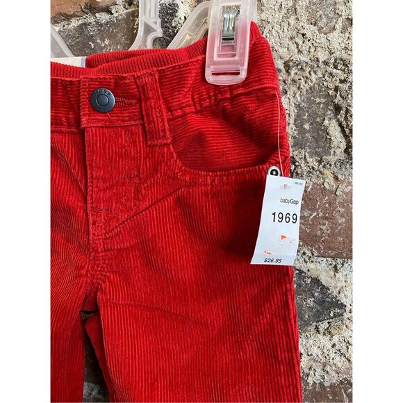 babyGAP Red Corduroy Pull-on Pants Baby/Toddler Size 12-18 Months NWT - Picture 2 of 9
